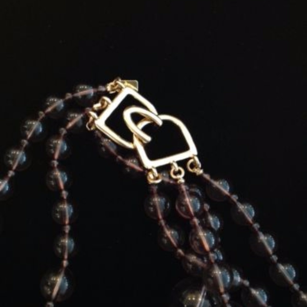 Kenneth Jay Lane Grey Lucite Necklace - Signed - Picture 3 of 3